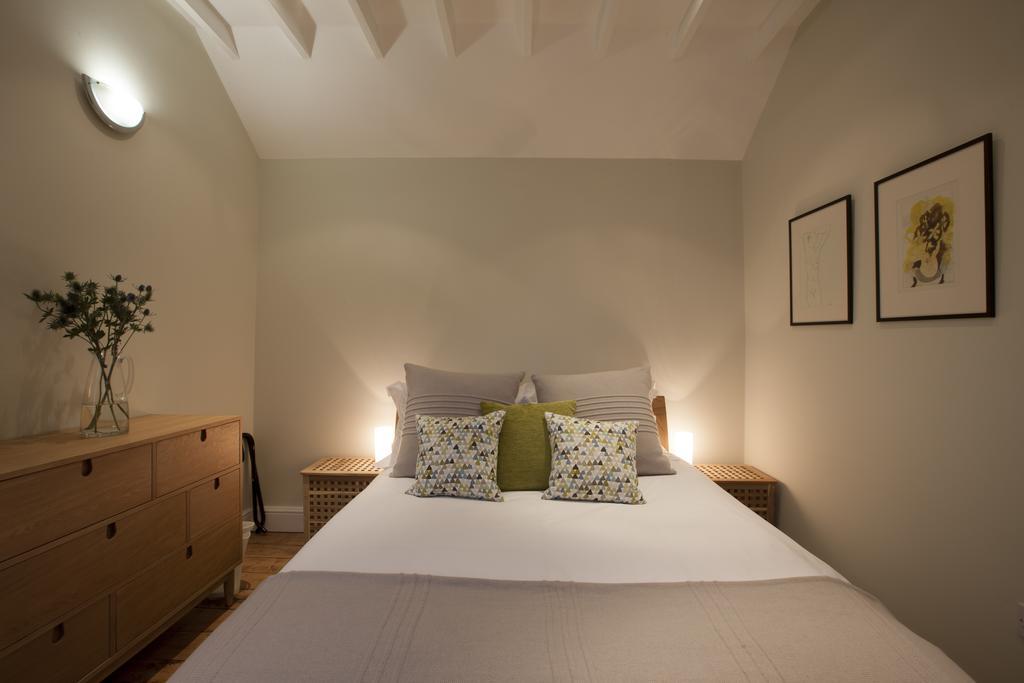 Centre Village 2 Bedroom Cottage - The Byre Pewsey Kültér fotó